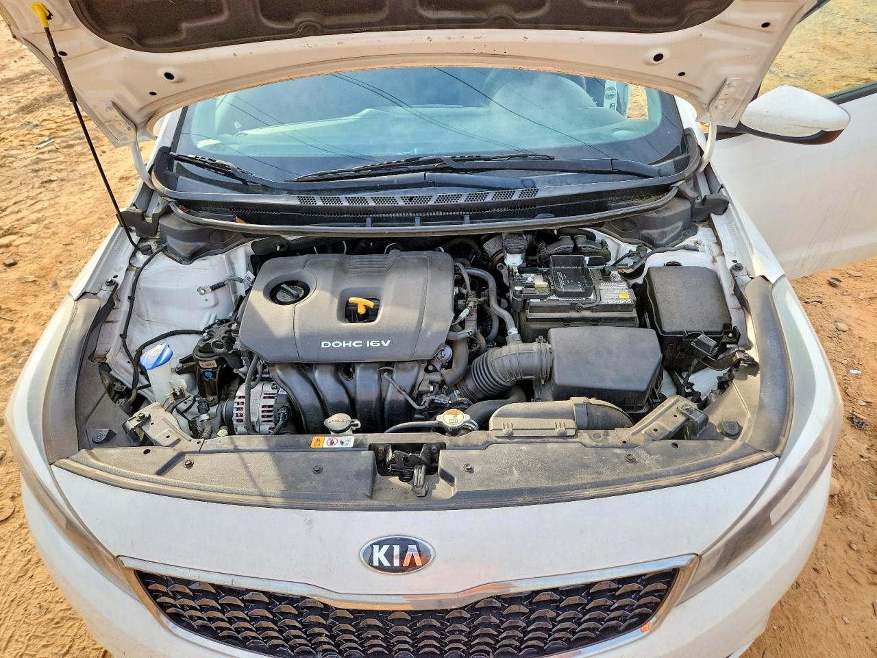 2017 KIA FORTE LX photo 21