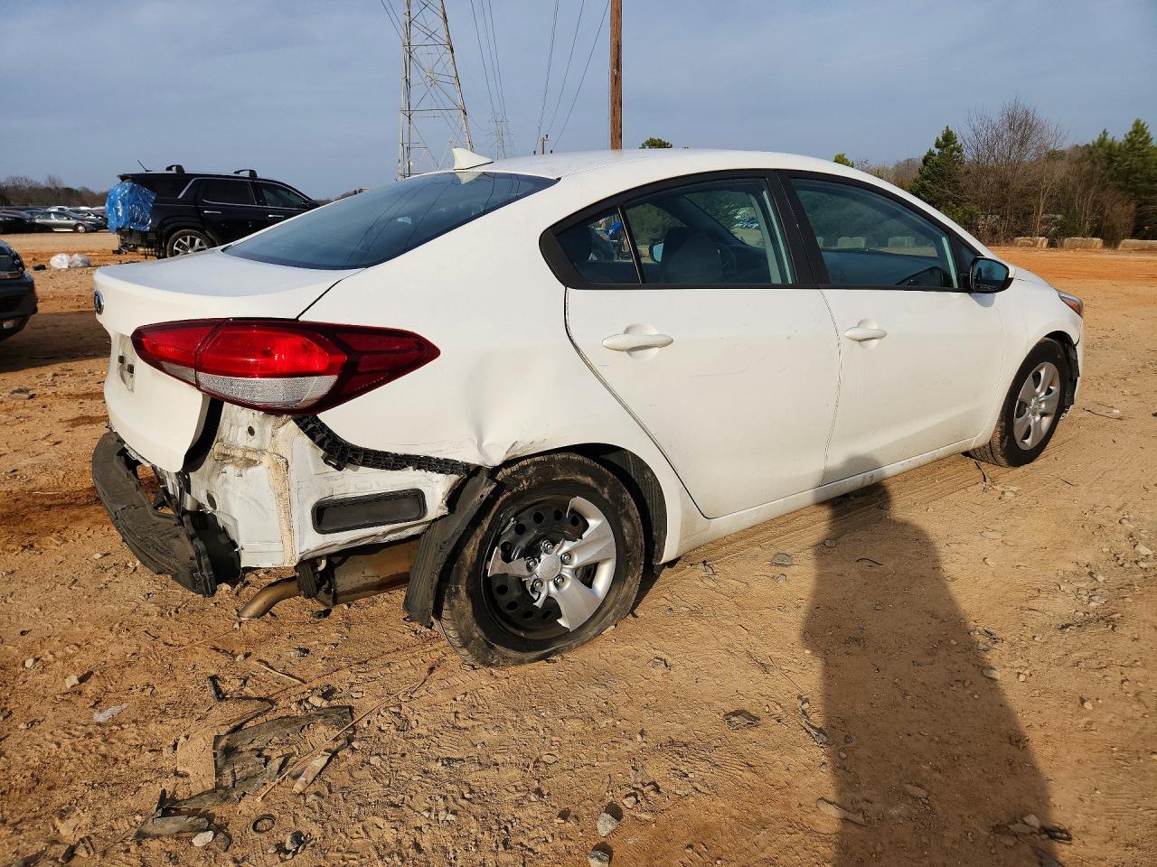 2017 KIA FORTE LX photo 5