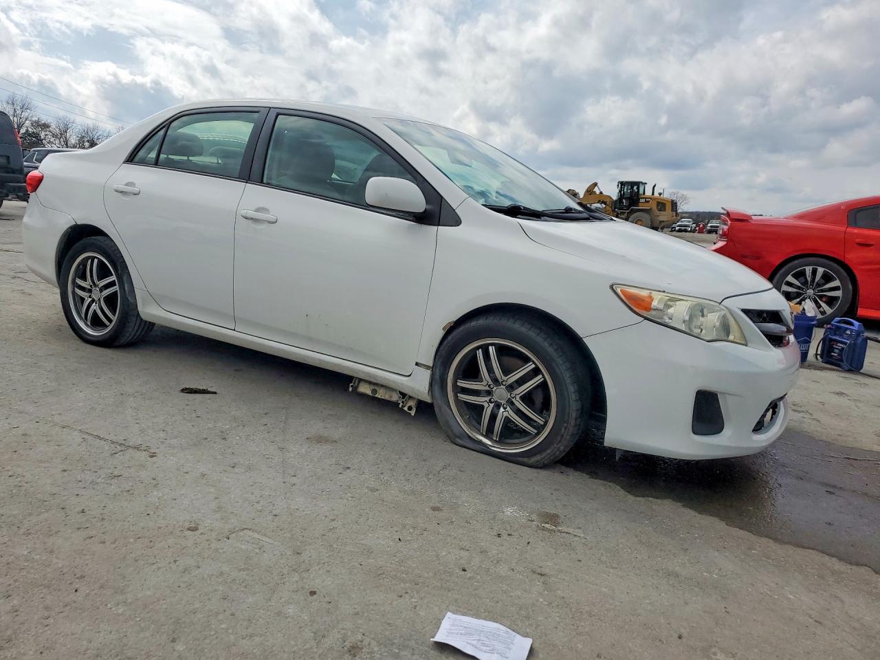 2011 TOYOTA COROLLA LE photo 7