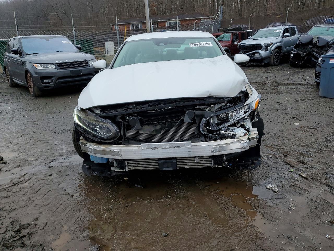 2018 HONDA ACCORD LX photo 9