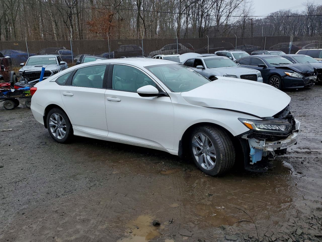 2018 HONDA ACCORD LX photo 7