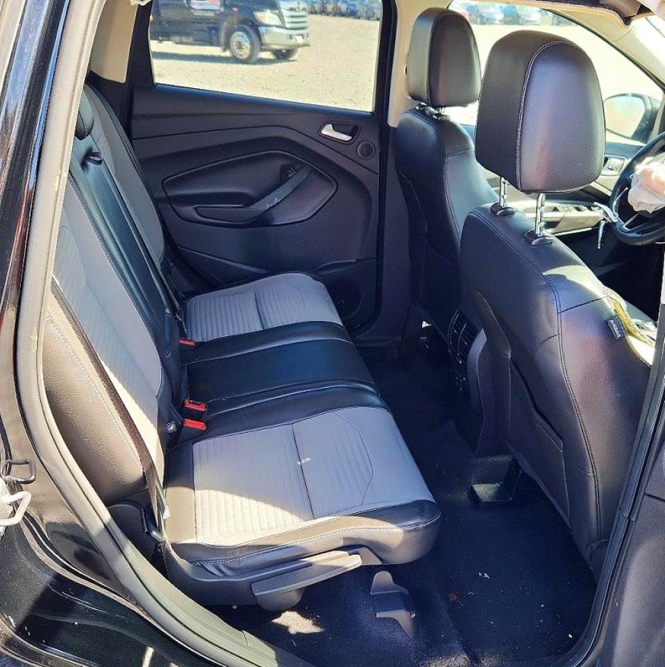 2017 FORD ESCAPE TITANIUM photo 21