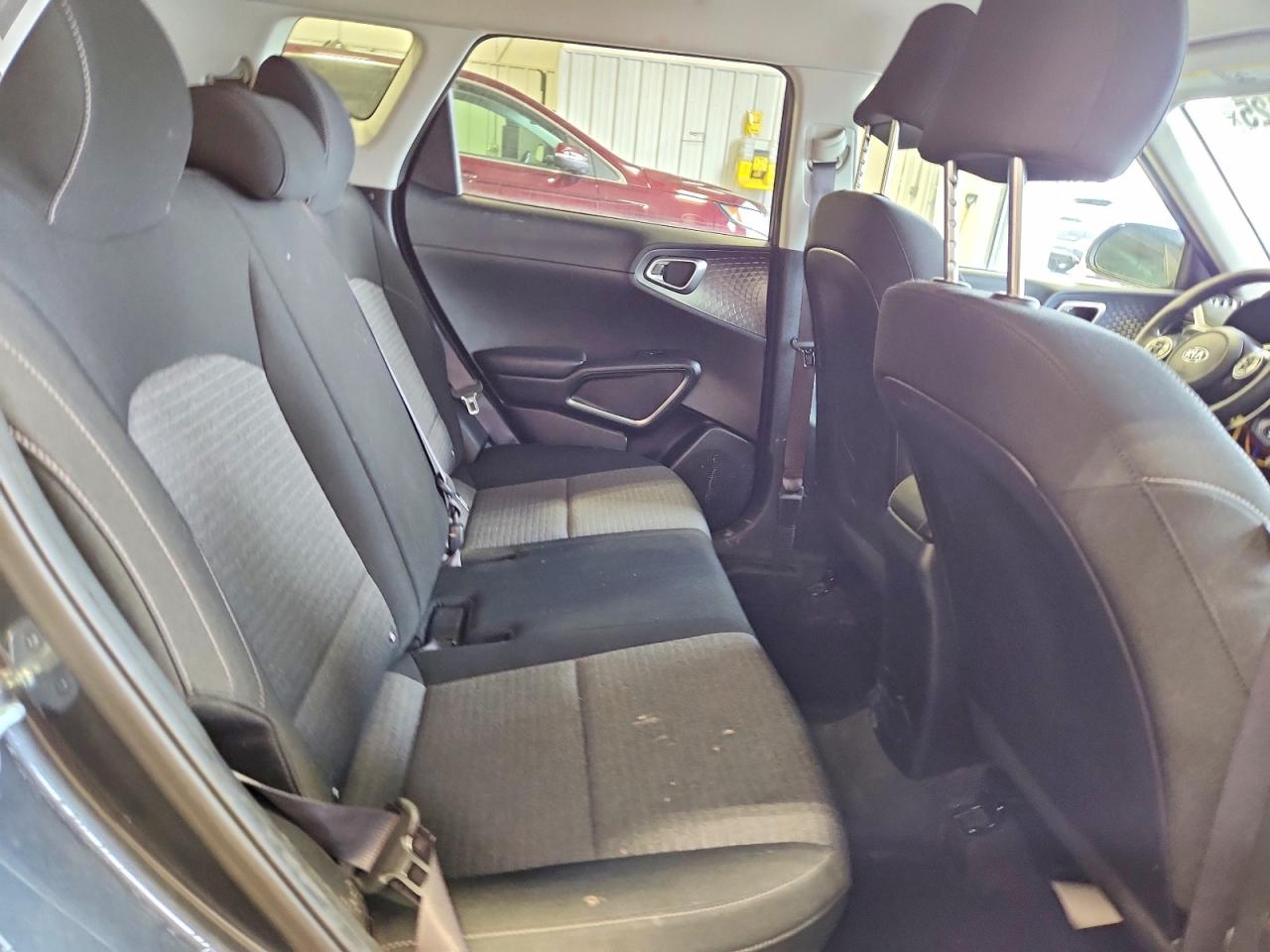 2020 KIA SOUL S photo 28