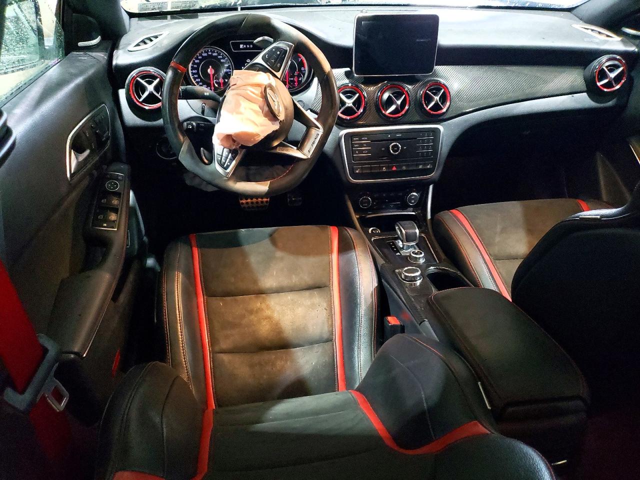 2016 MERCEDES-BENZ CLA 45 AMG photo 8