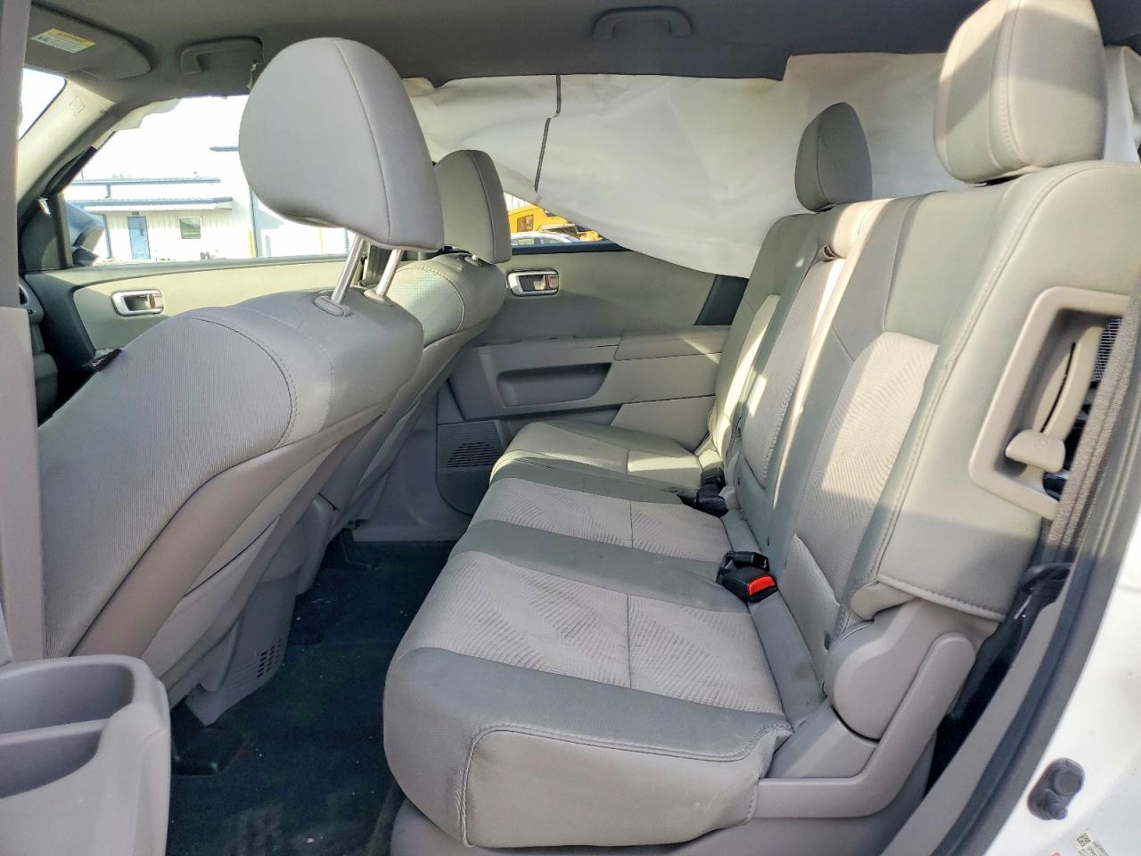 2013 HONDA PILOT LX photo 31
