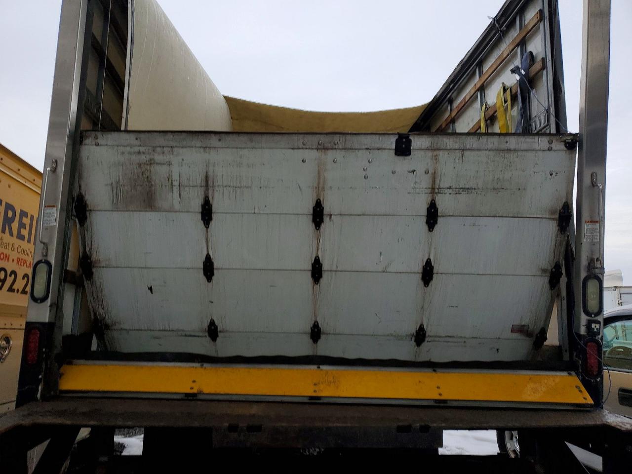 2017 FREIGHTLINER BUSINESS CLASS M2 BOX TRUCK photo 28