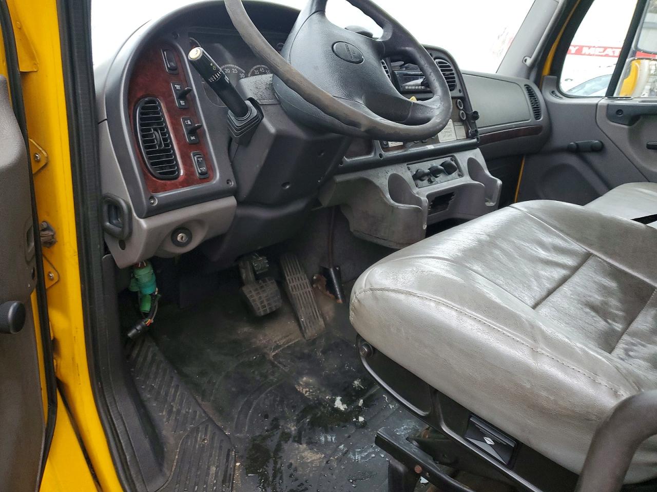 2017 FREIGHTLINER BUSINESS CLASS M2 BOX TRUCK photo 22