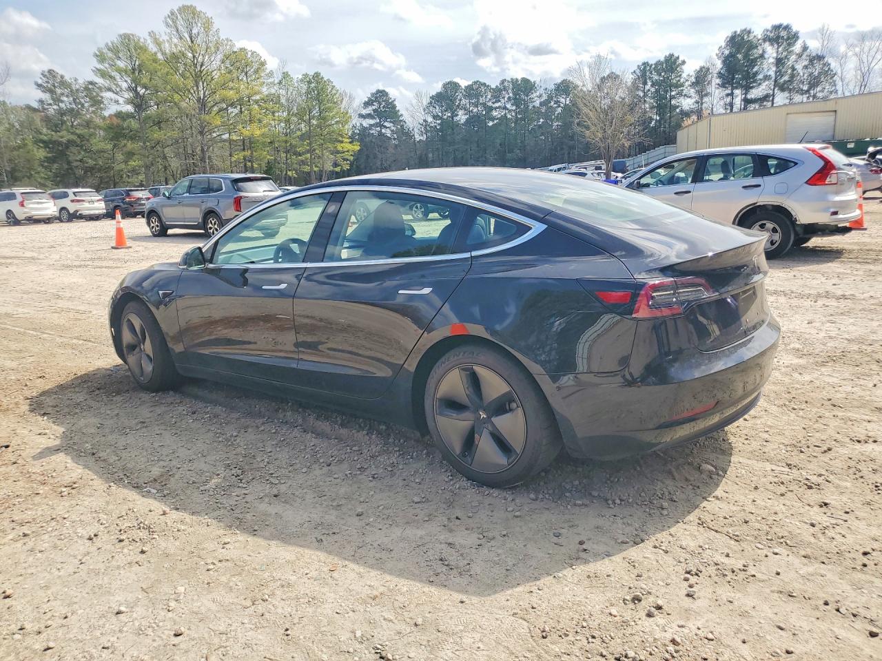 2018 TESLA MODEL 3 photo 2