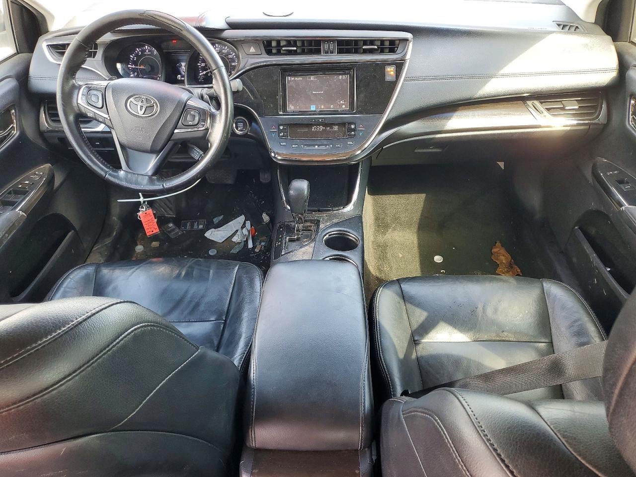 2016 TOYOTA AVALON XLE photo 8