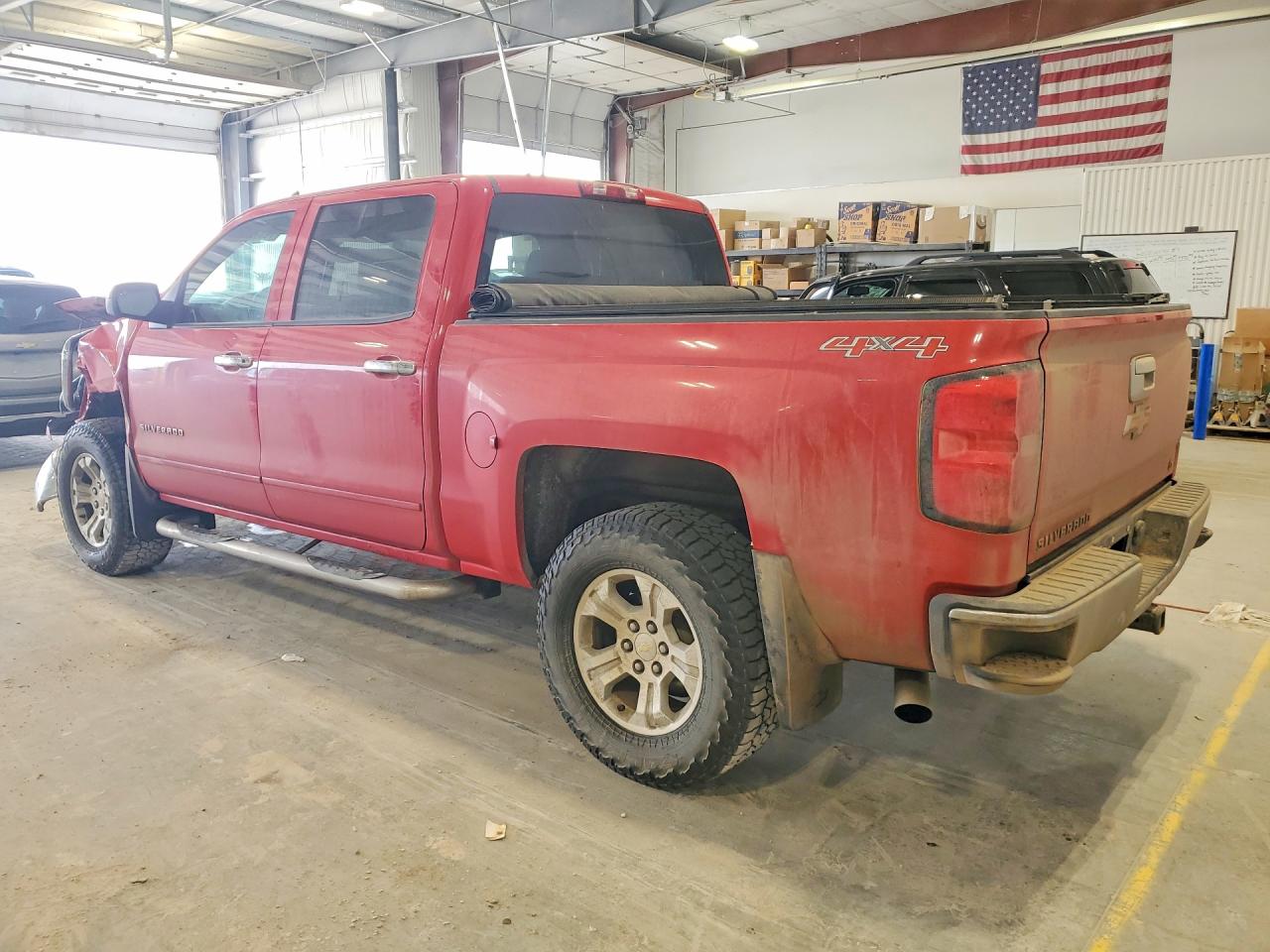 2015 CHEVROLET SILVERADO K1500 LT photo 2