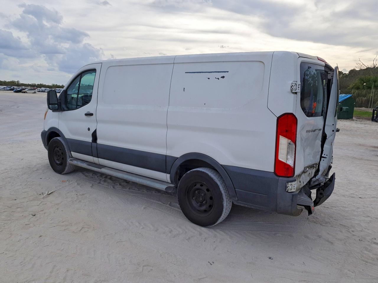 2017 FORD TRANSIT 250 UTILITY / SERVICE VAN photo 2