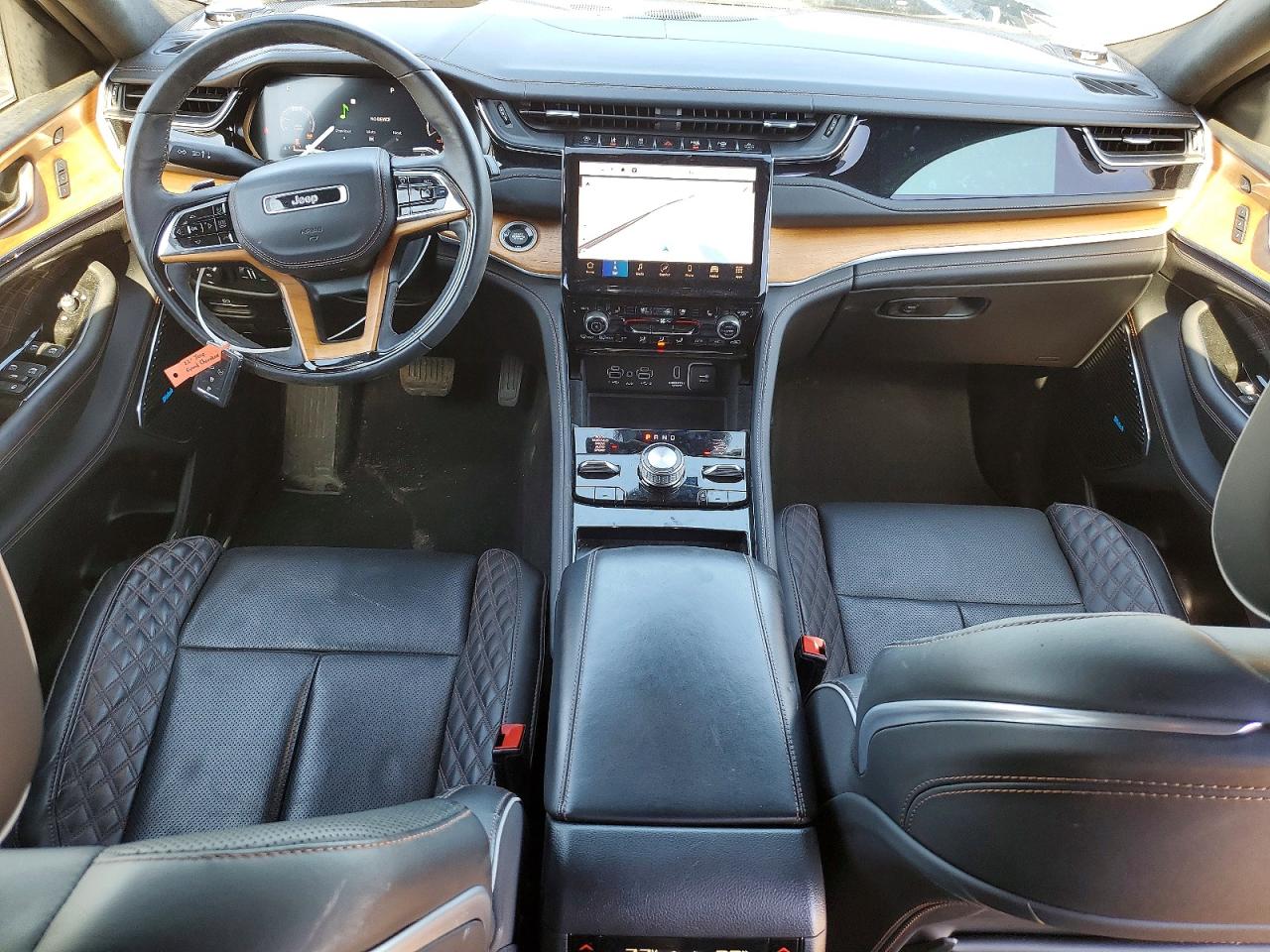 2022 JEEP GRAND CHEROKEE SUMMIT photo 8