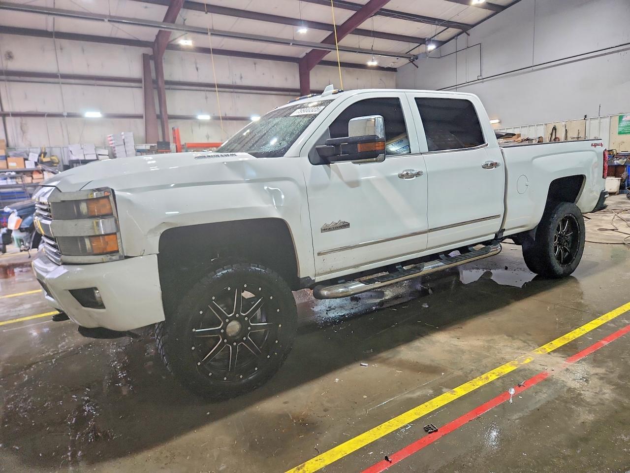 2017 CHEVROLET SILVERADO