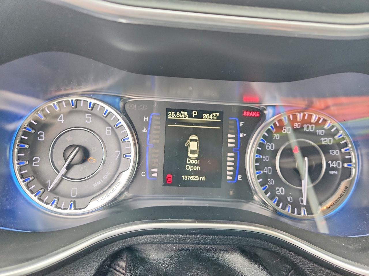 2016 CHRYSLER 200 LIMITED photo 17
