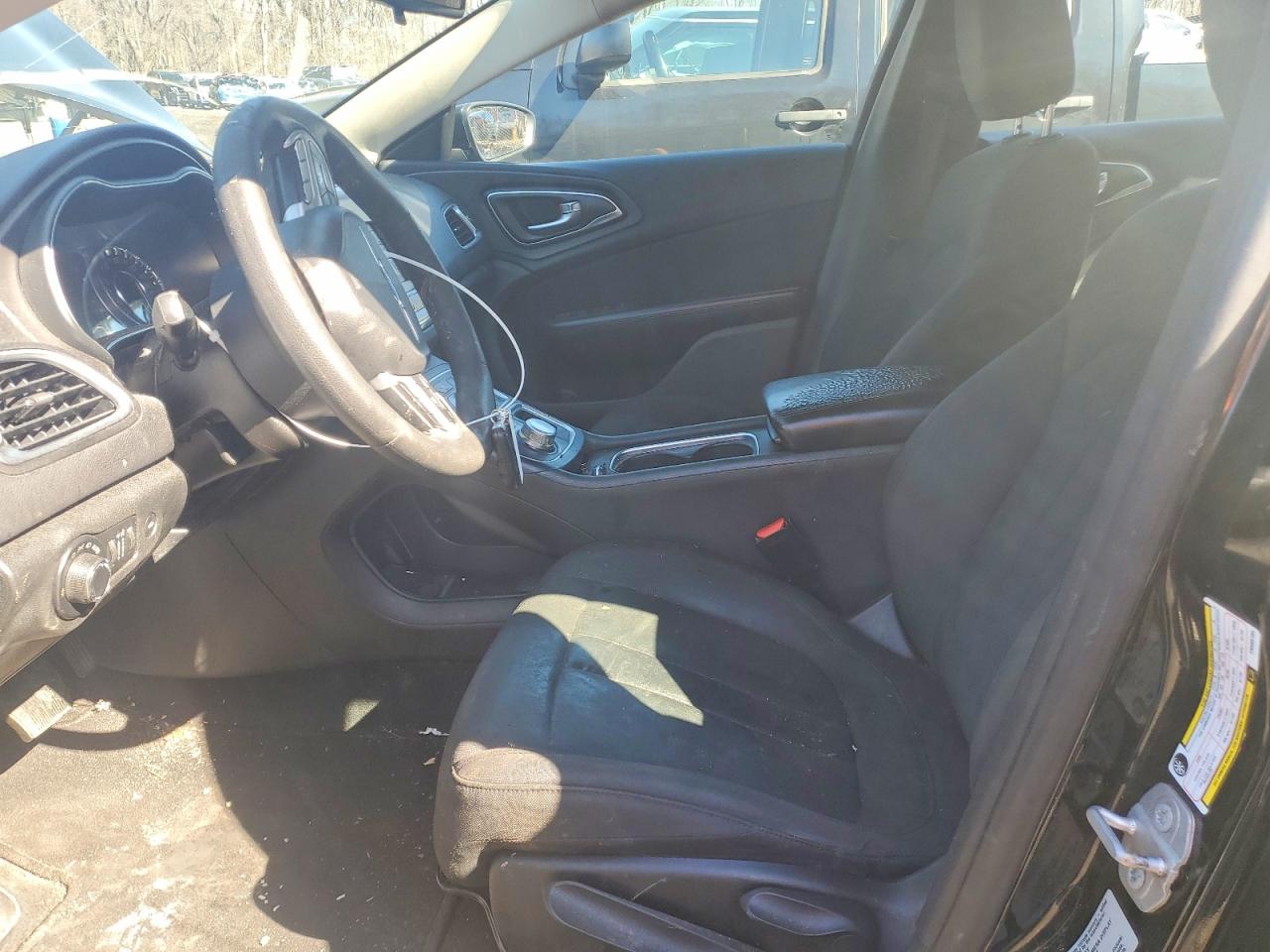 2015 CHRYSLER 200 LIMITED photo 13