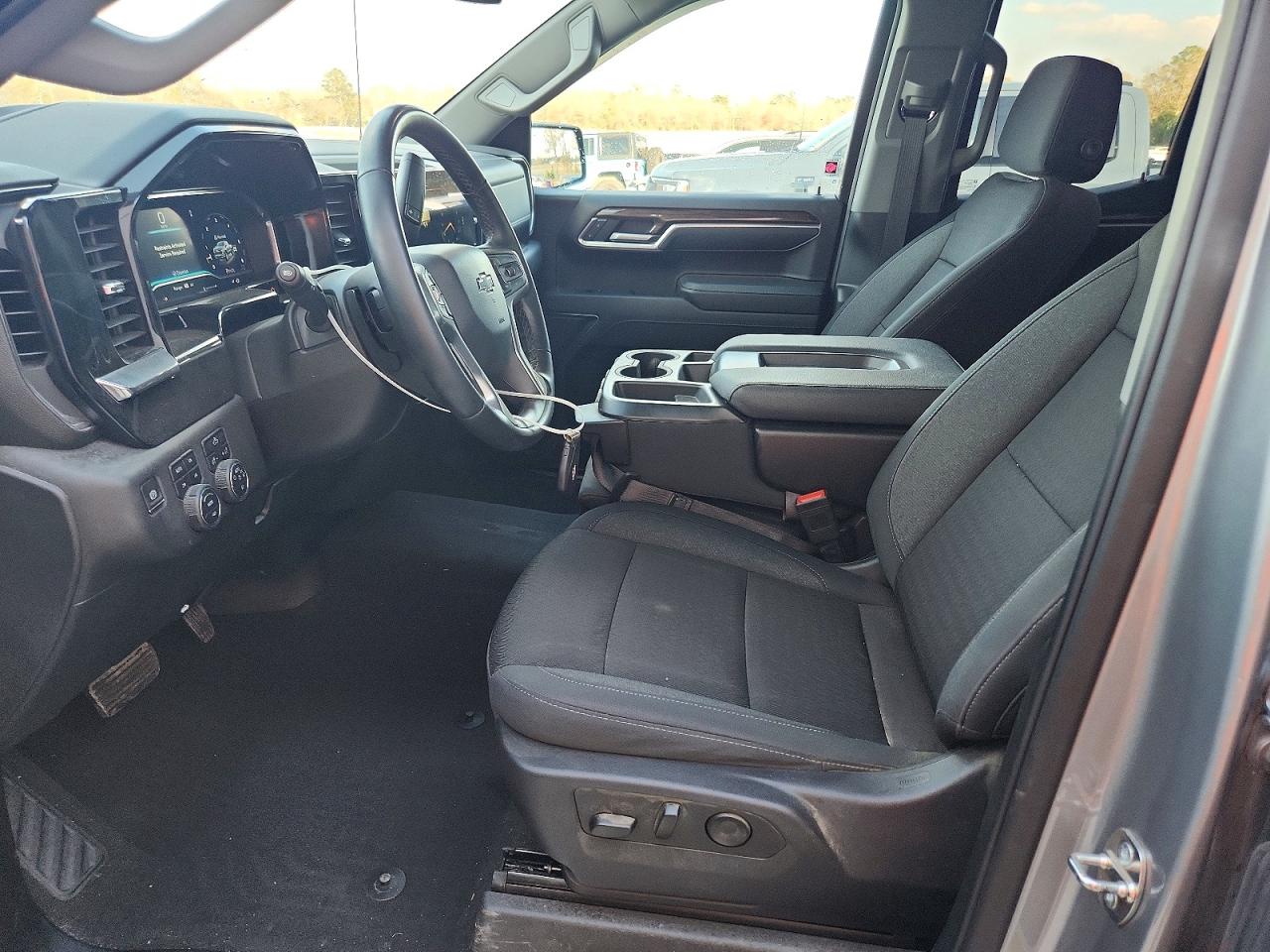 2023 CHEVROLET SILVERADO K1500 RST photo 13