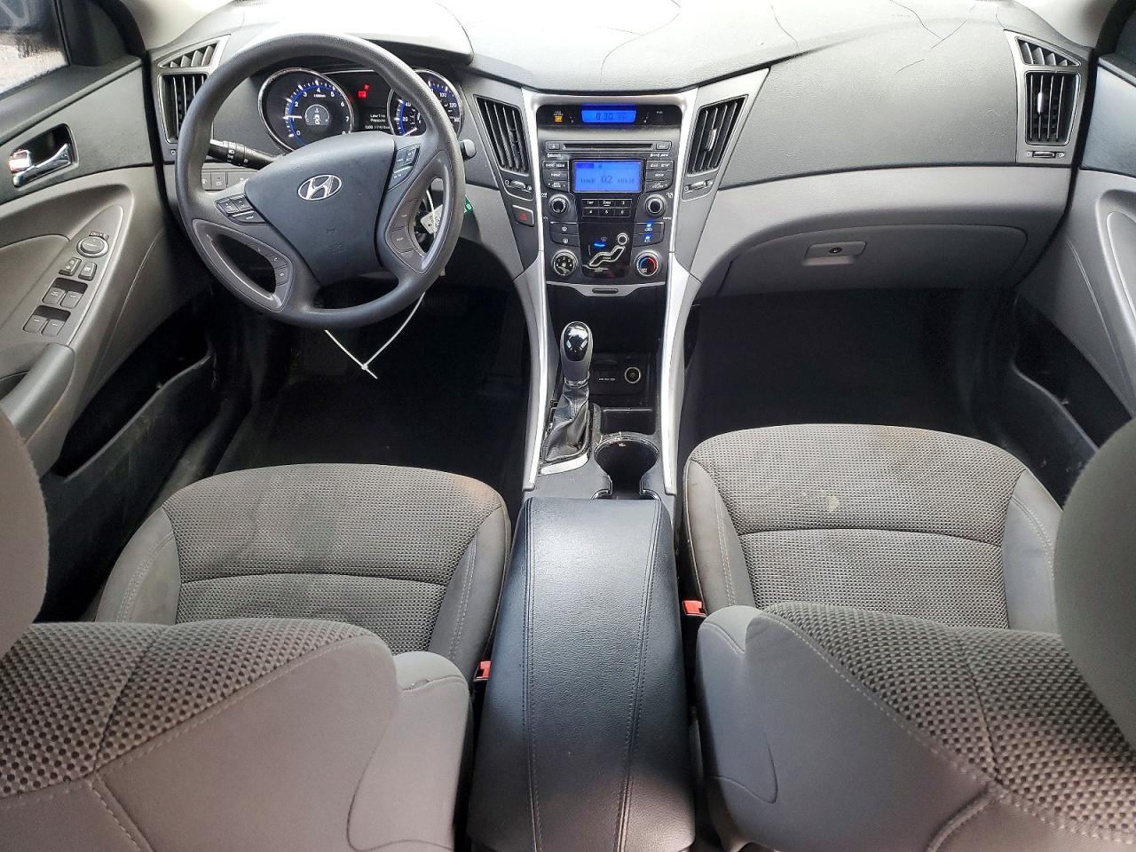 2013 HYUNDAI SONATA GLS photo 8