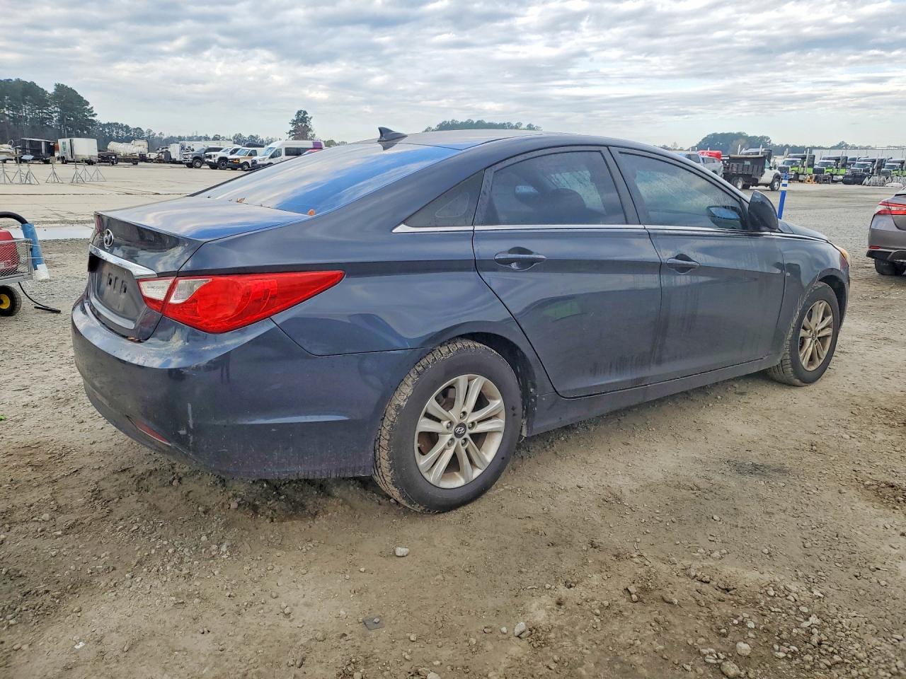 2013 HYUNDAI SONATA GLS photo 3