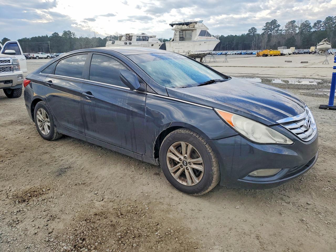 2013 HYUNDAI SONATA GLS photo 4