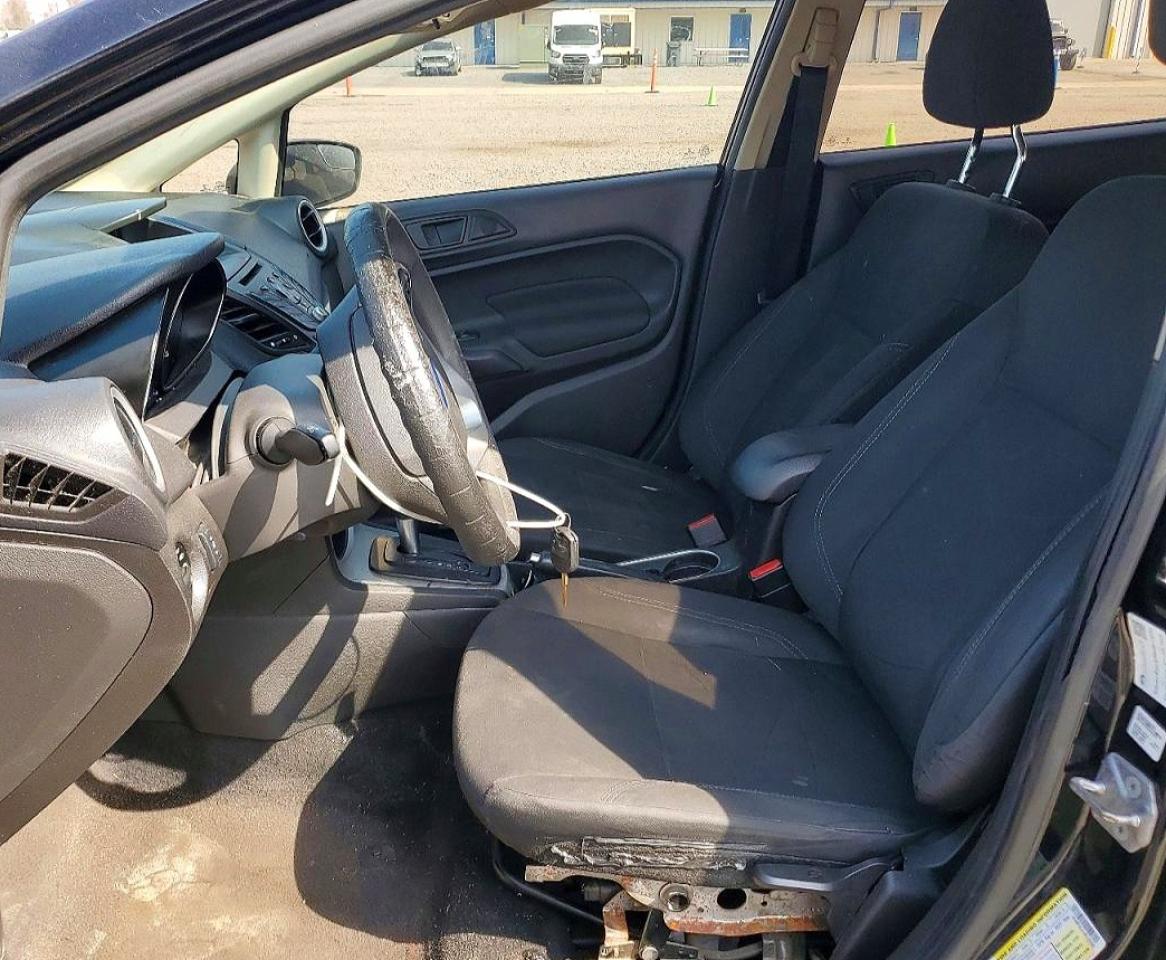 2018 FORD FIESTA SE photo 13