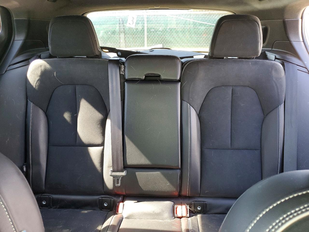 2021 VOLVO XC40 RECHARGE photo 10