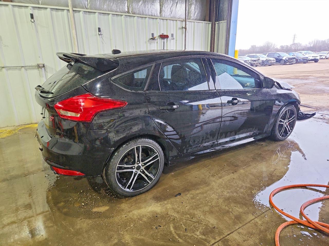 2018 FORD FOCUS ST photo 3