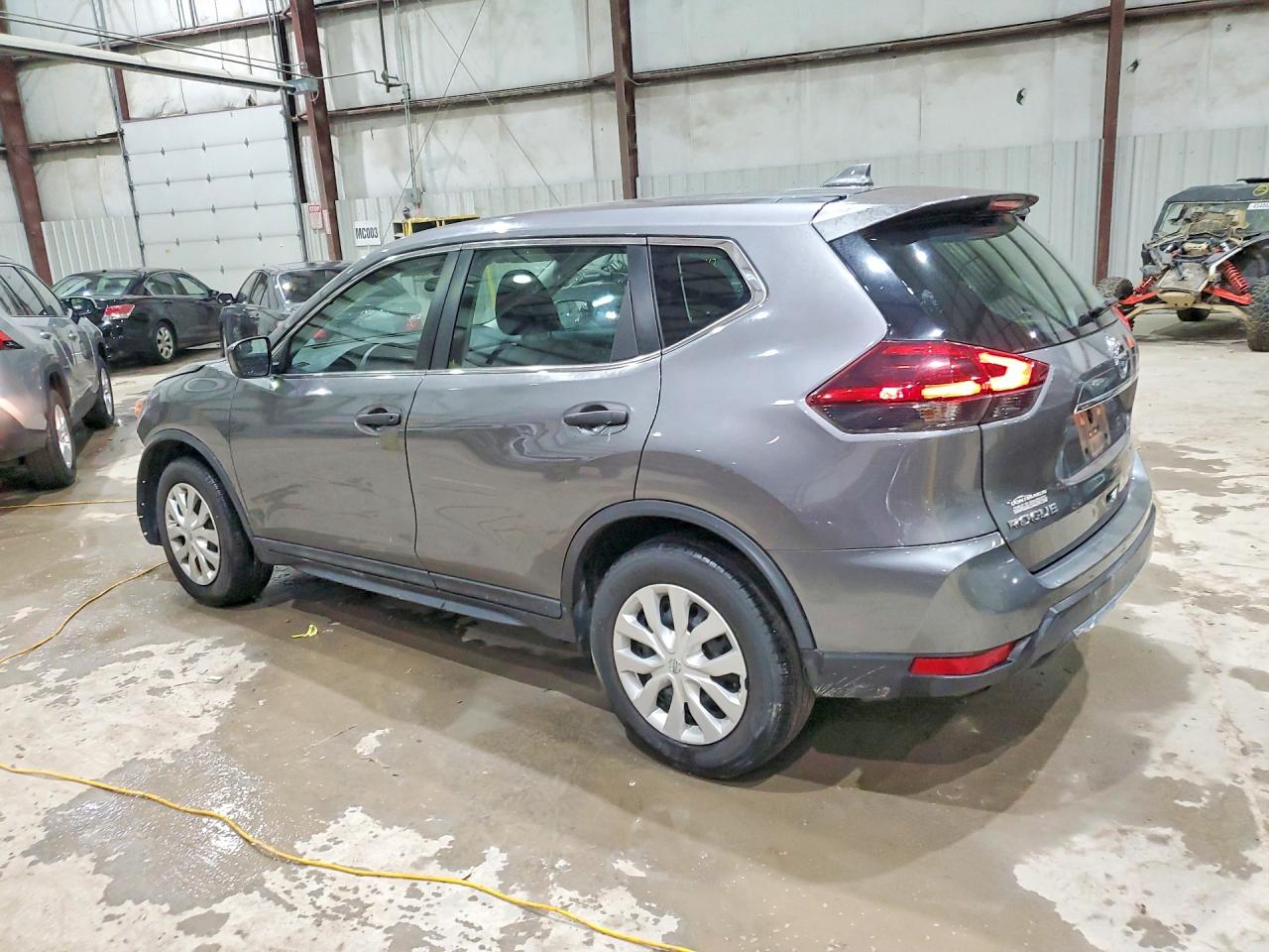 2019 NISSAN ROGUE S photo 2