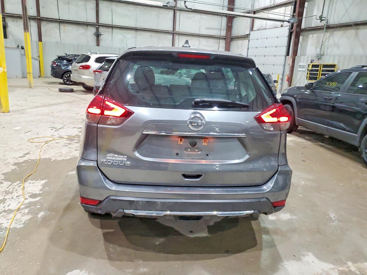 2019 NISSAN ROGUE S photo 6