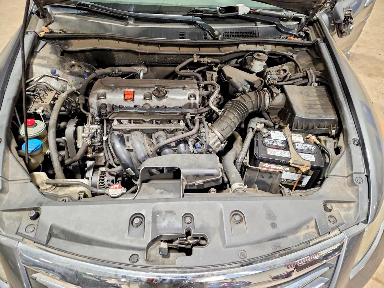 2012 HONDA ACCORD LX photo 11