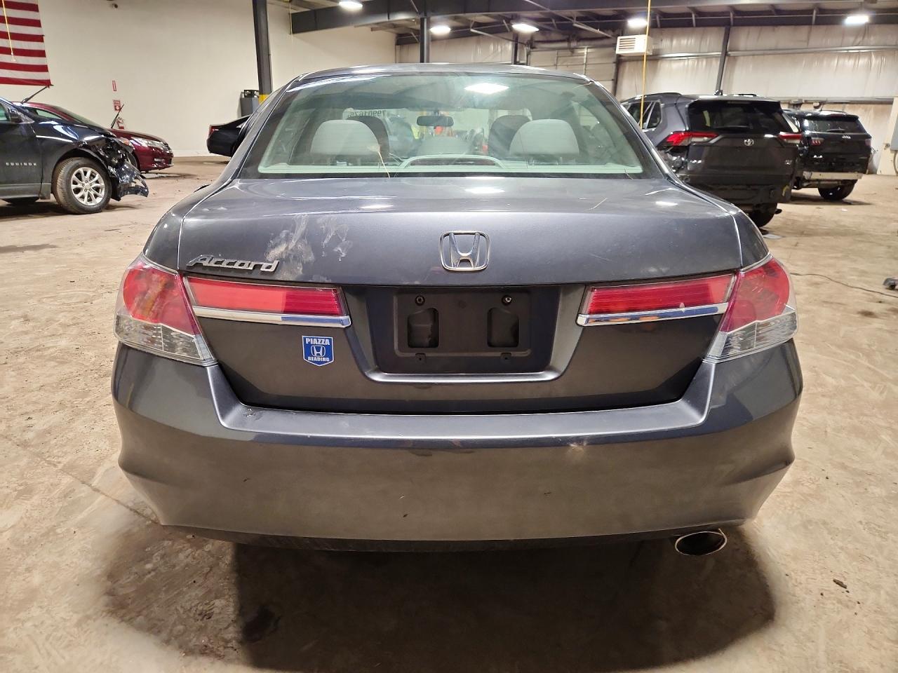 2012 HONDA ACCORD LX photo 6