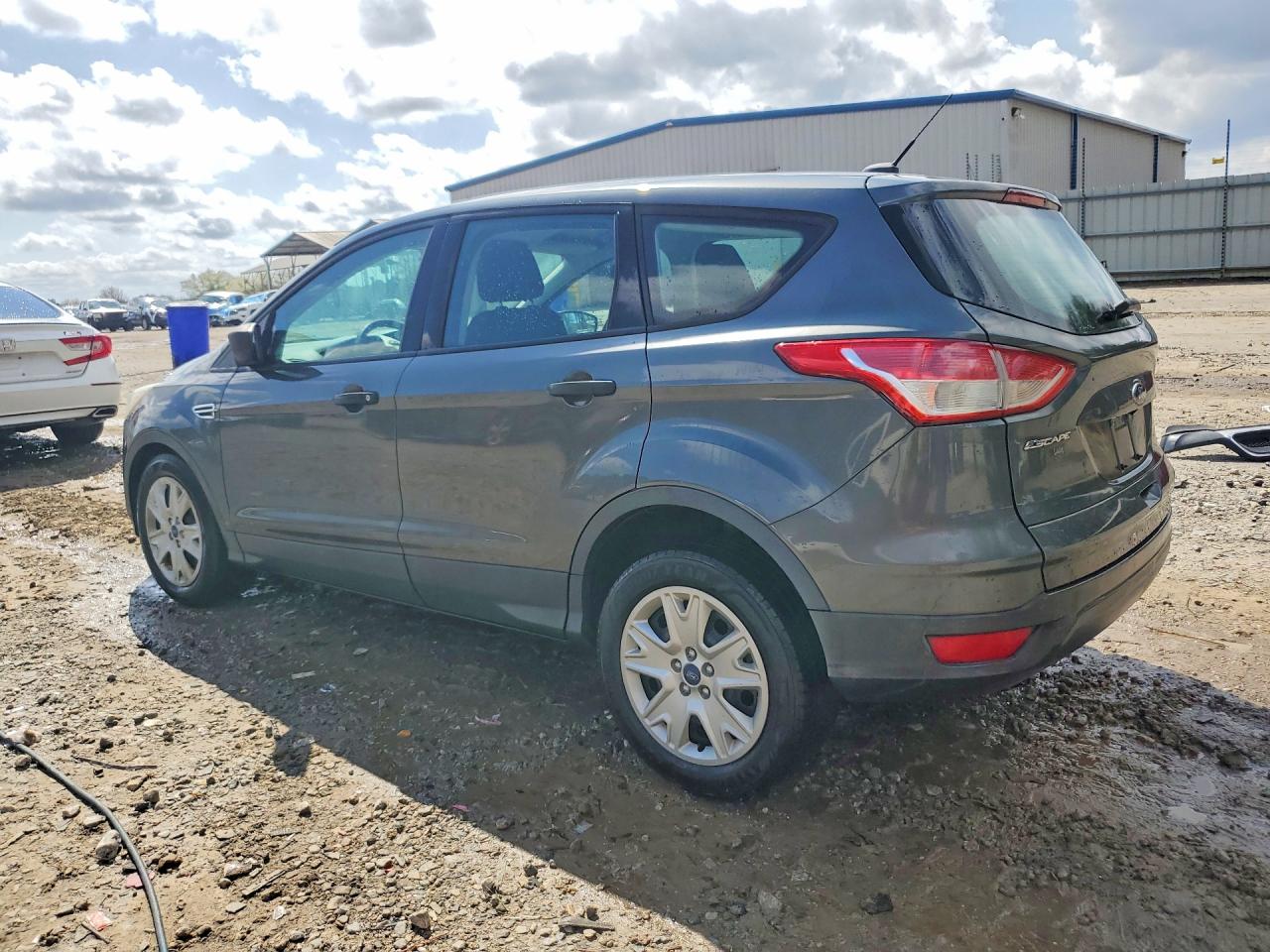 2016 FORD ESCAPE S photo 2
