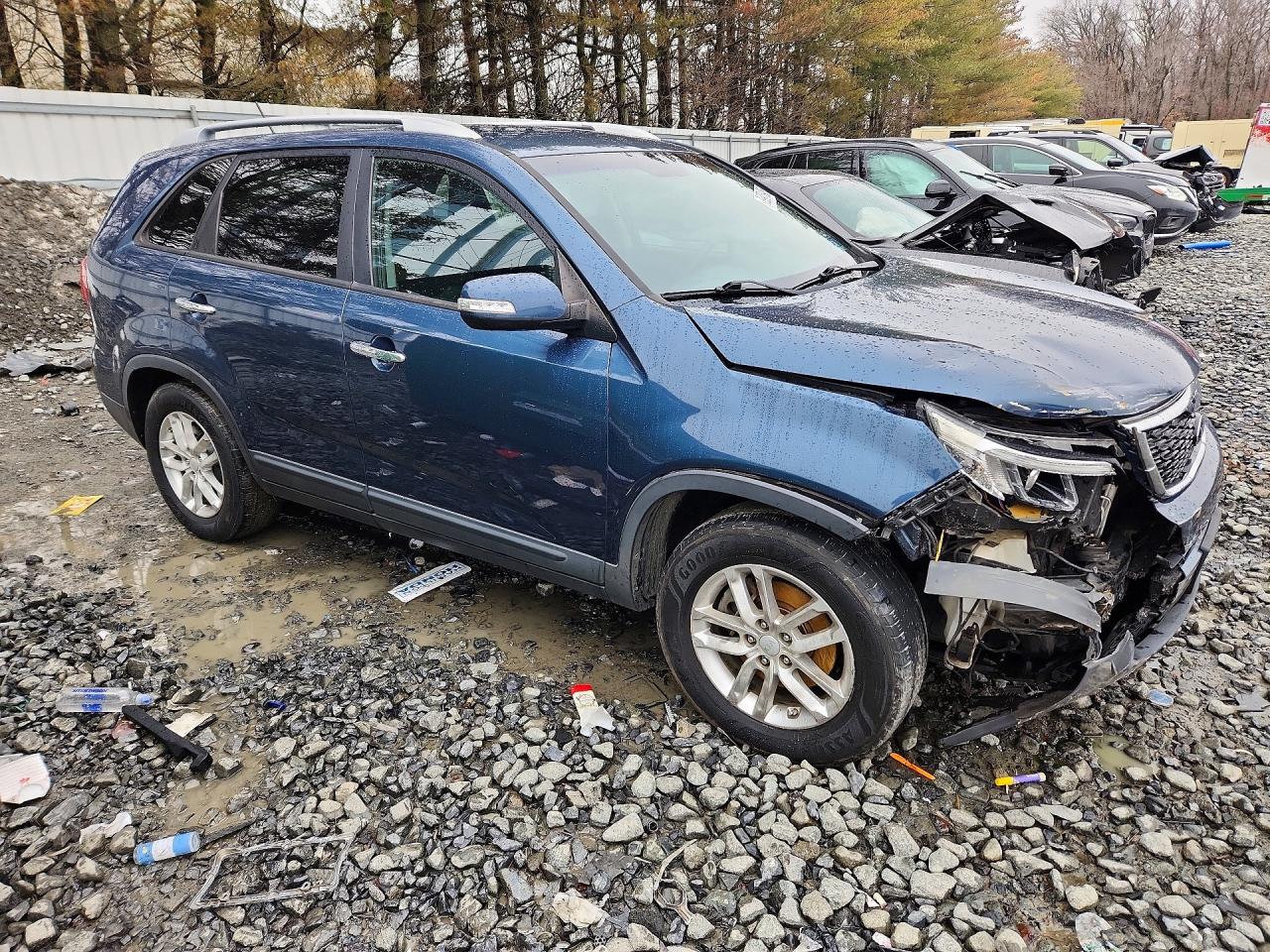 2015 KIA SORENTO LX photo 10