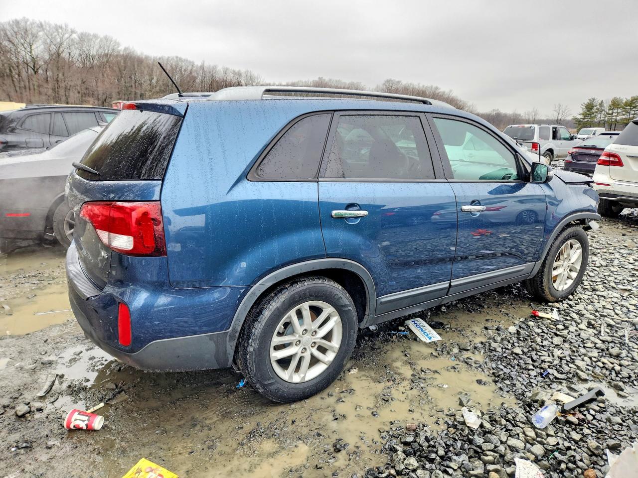 2015 KIA SORENTO LX photo 7