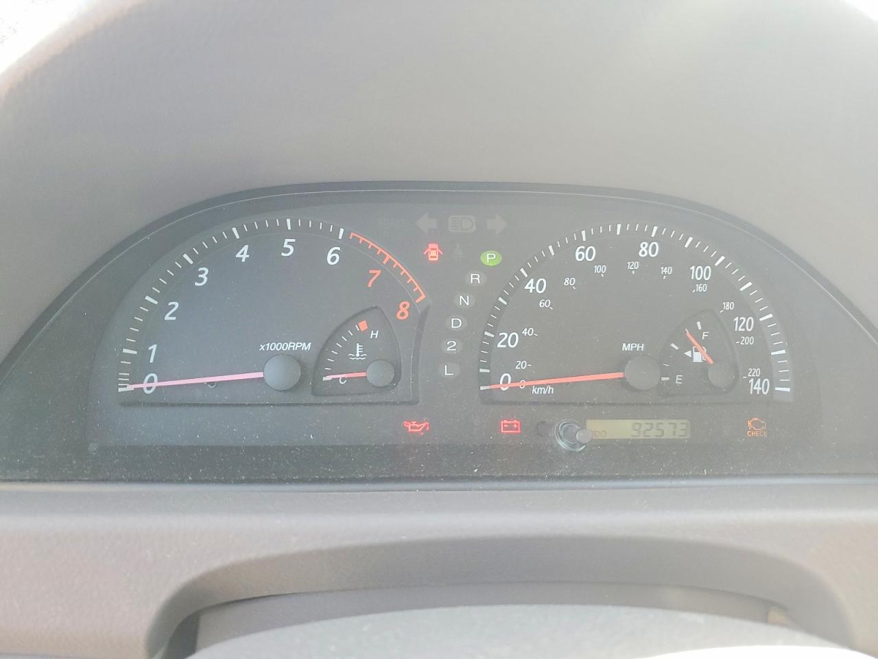 2004 TOYOTA CAMRY LE photo 17