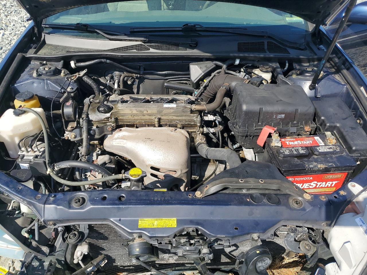 2004 TOYOTA CAMRY LE photo 21
