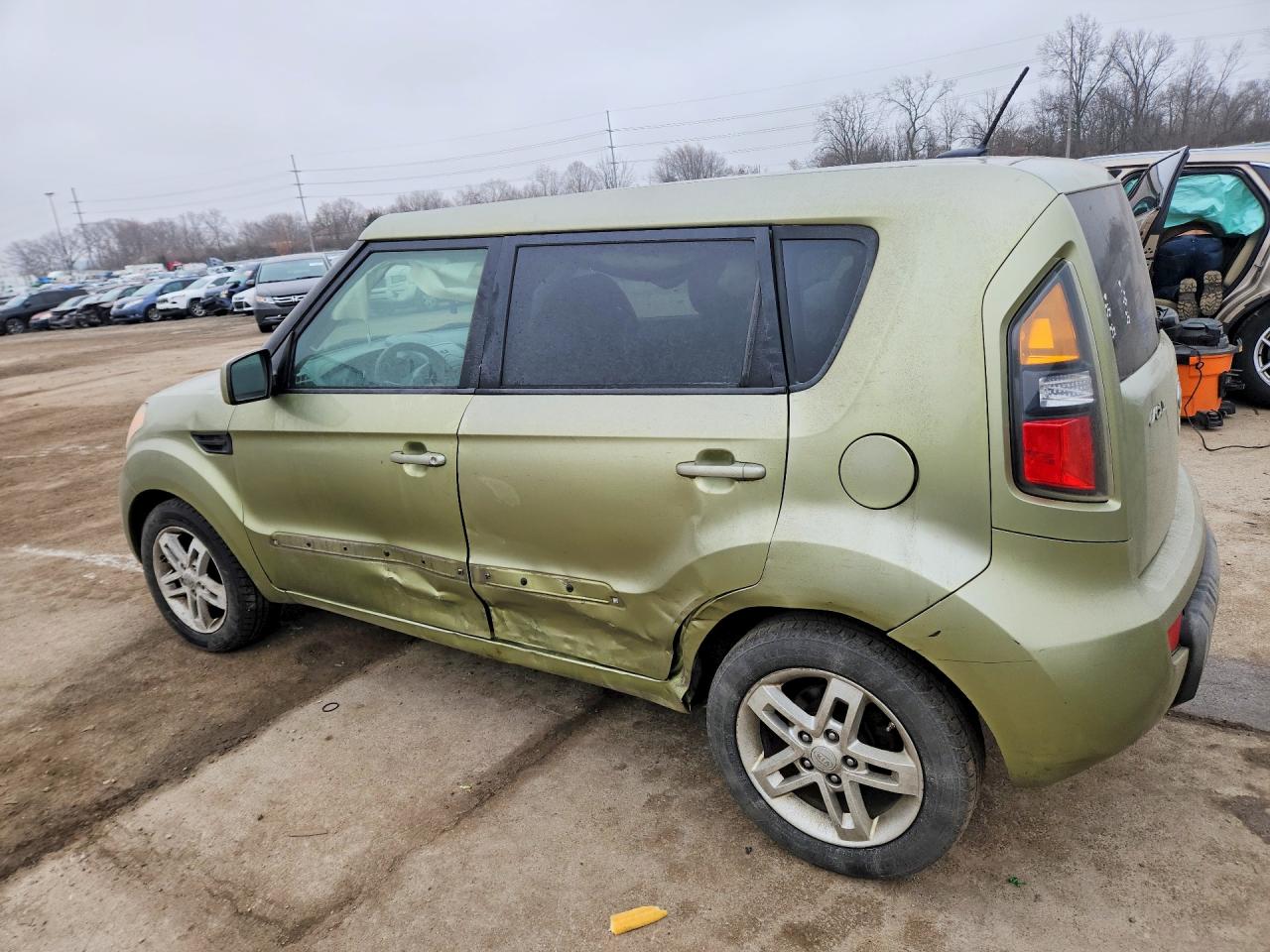 2011 KIA SOUL + photo 2