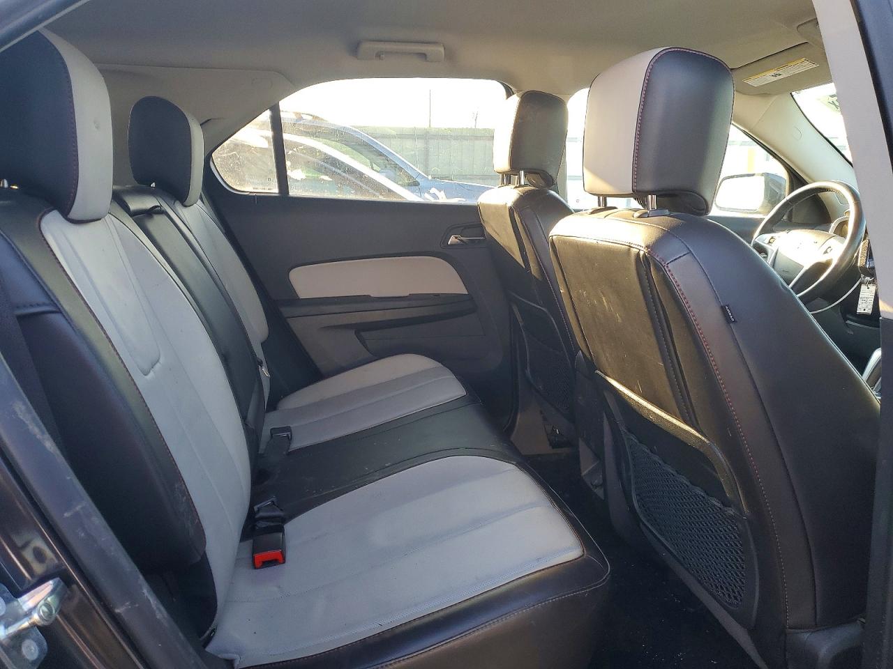 2015 CHEVROLET EQUINOX LT photo 21