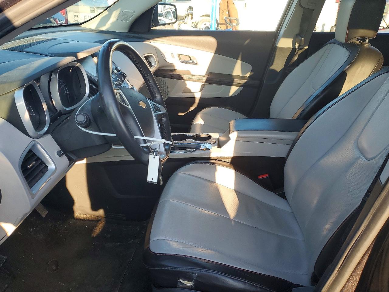 2015 CHEVROLET EQUINOX LT photo 13