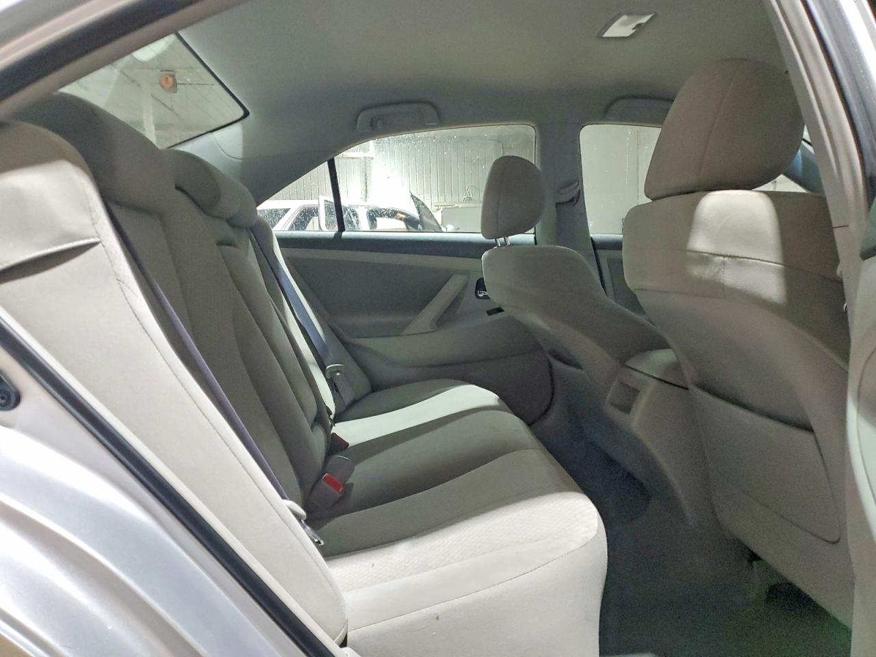 2007 TOYOTA CAMRY LE photo 19