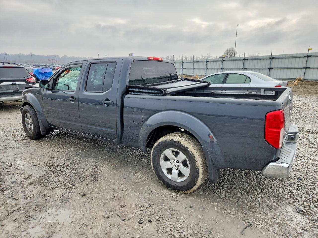 2010 NISSAN FRONTIER SE V6 photo 2
