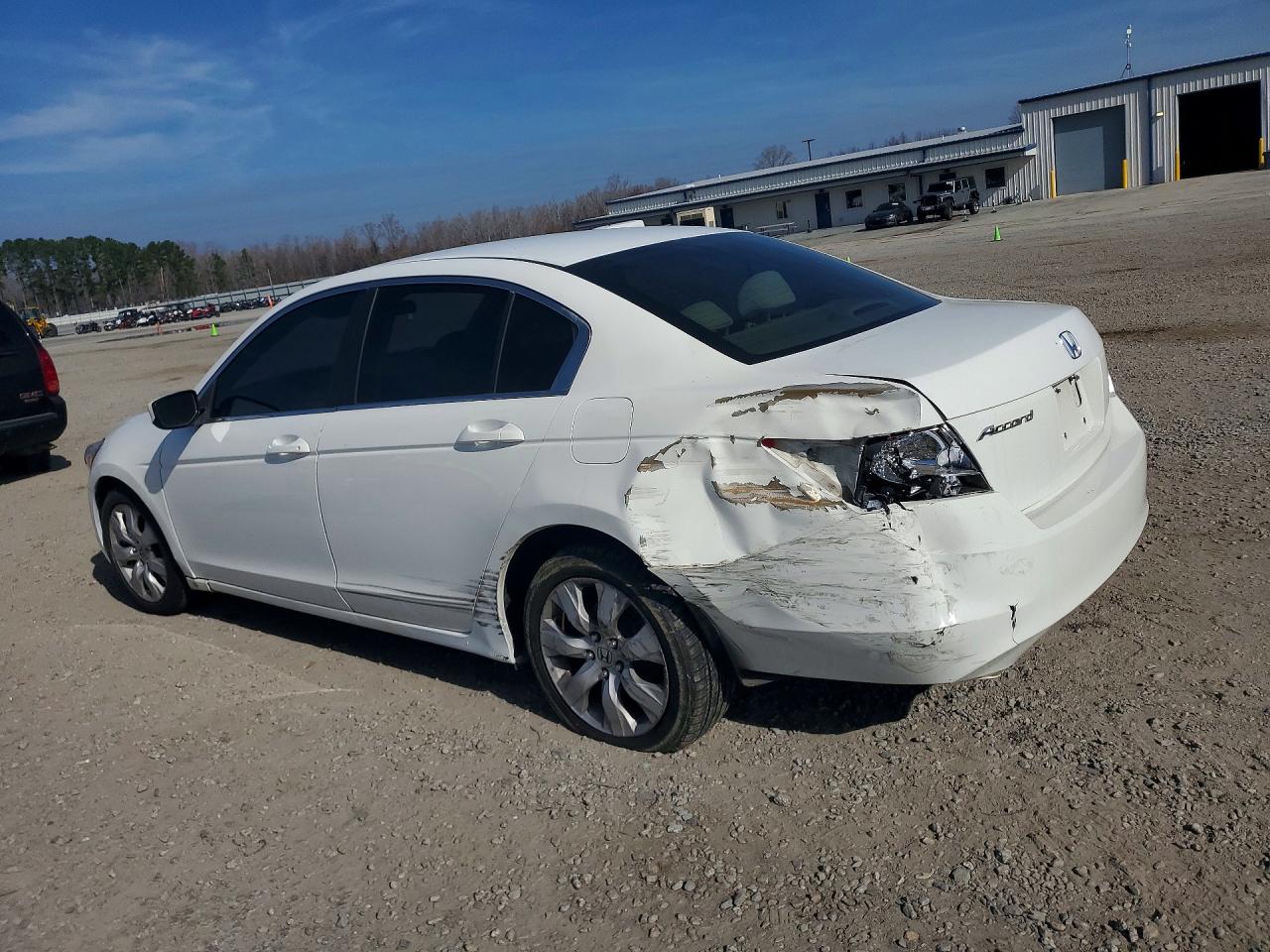 2010 HONDA ACCORD photo 2