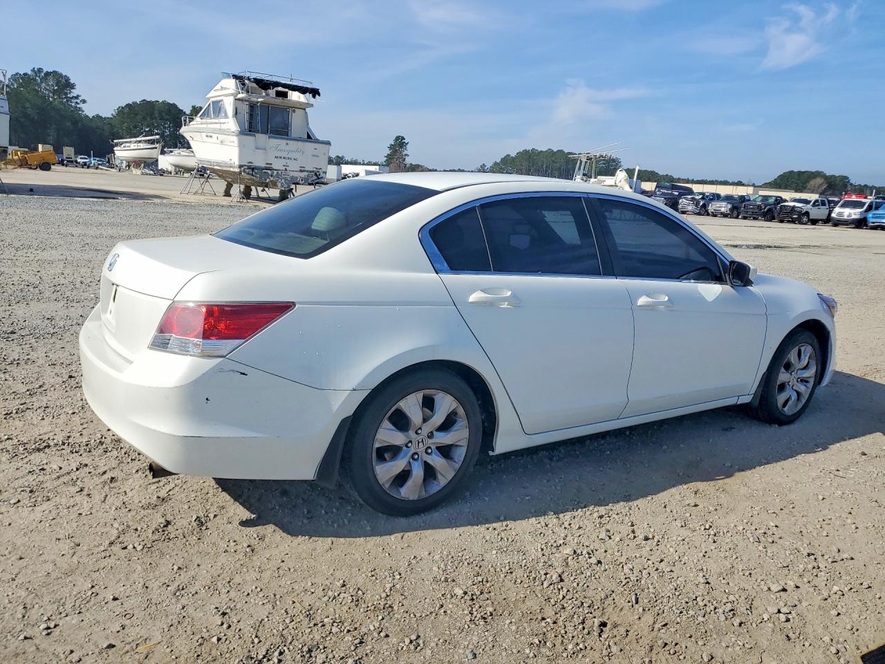 2010 HONDA ACCORD photo 3