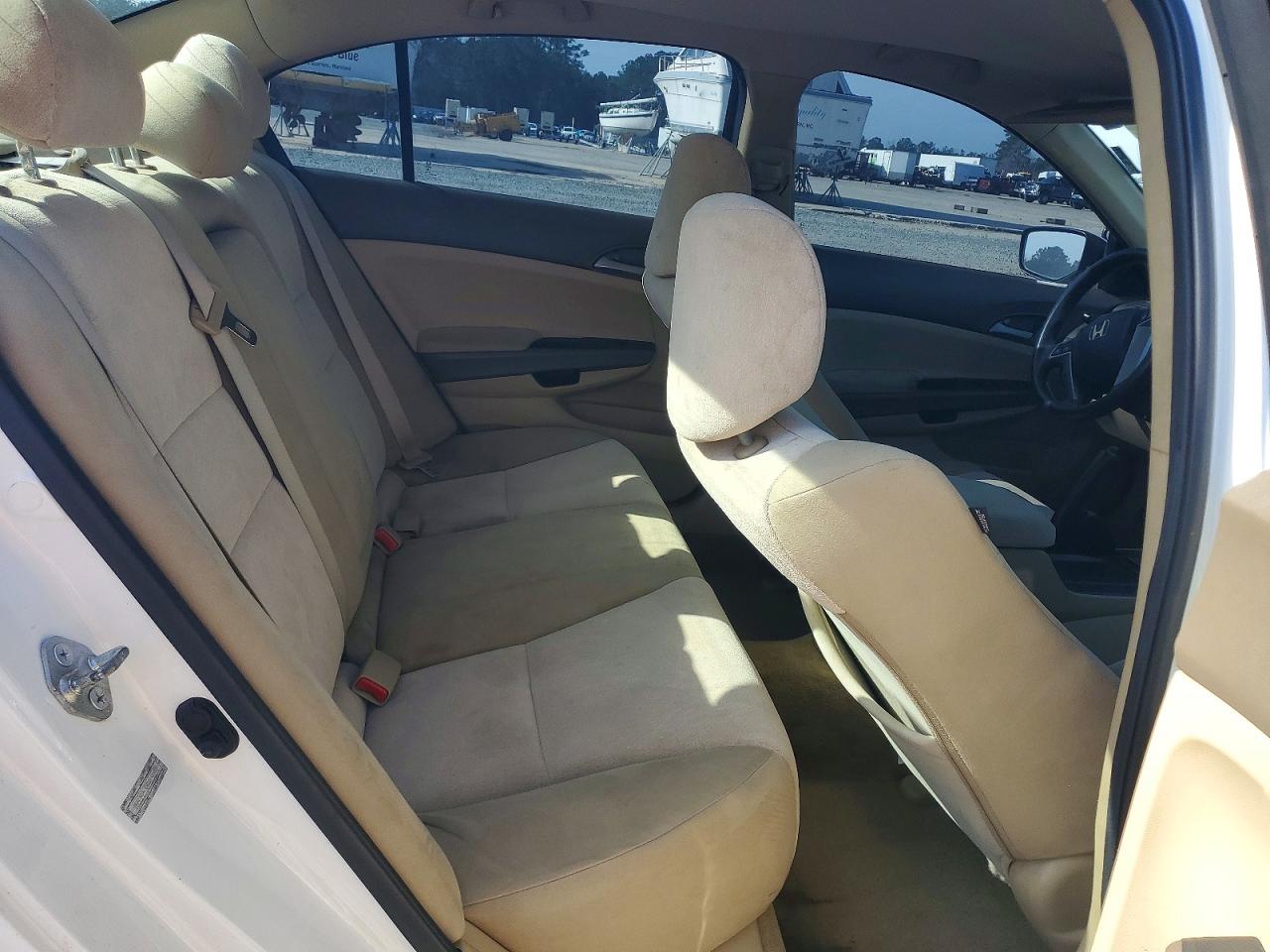 2010 HONDA ACCORD photo 10