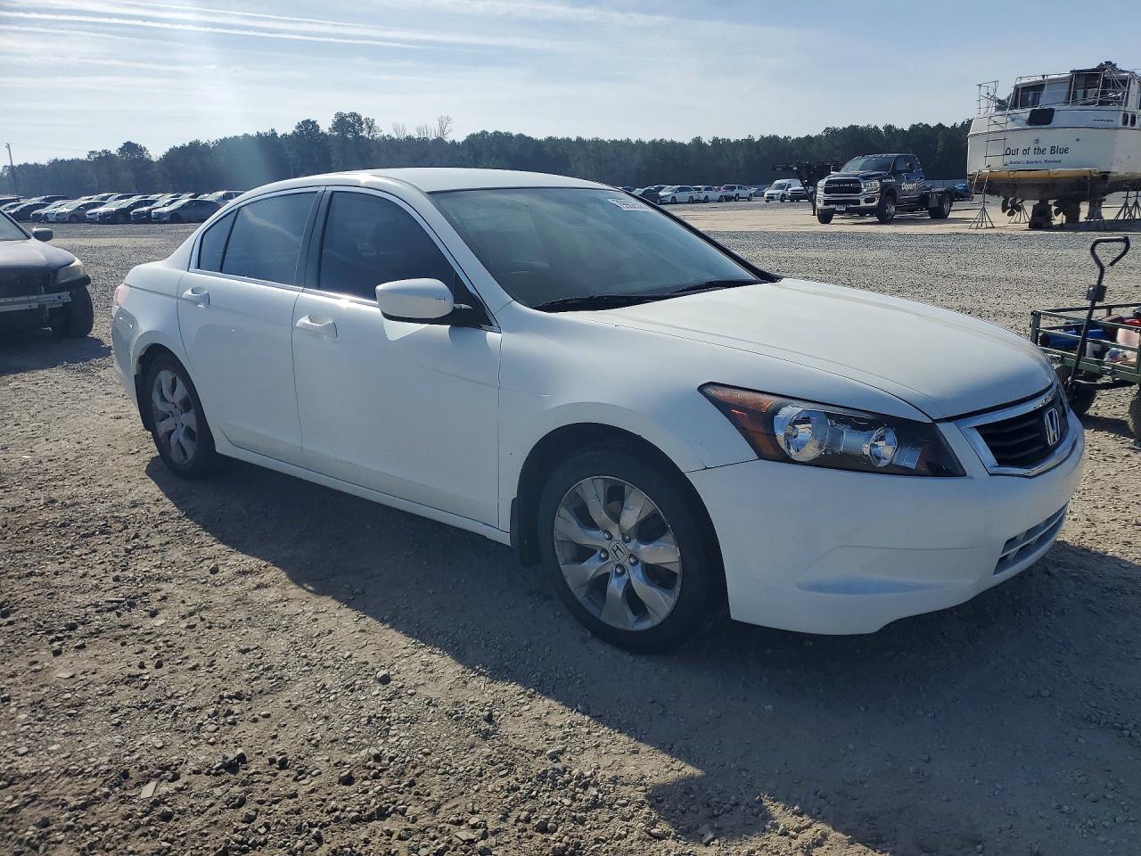 2010 HONDA ACCORD photo 4