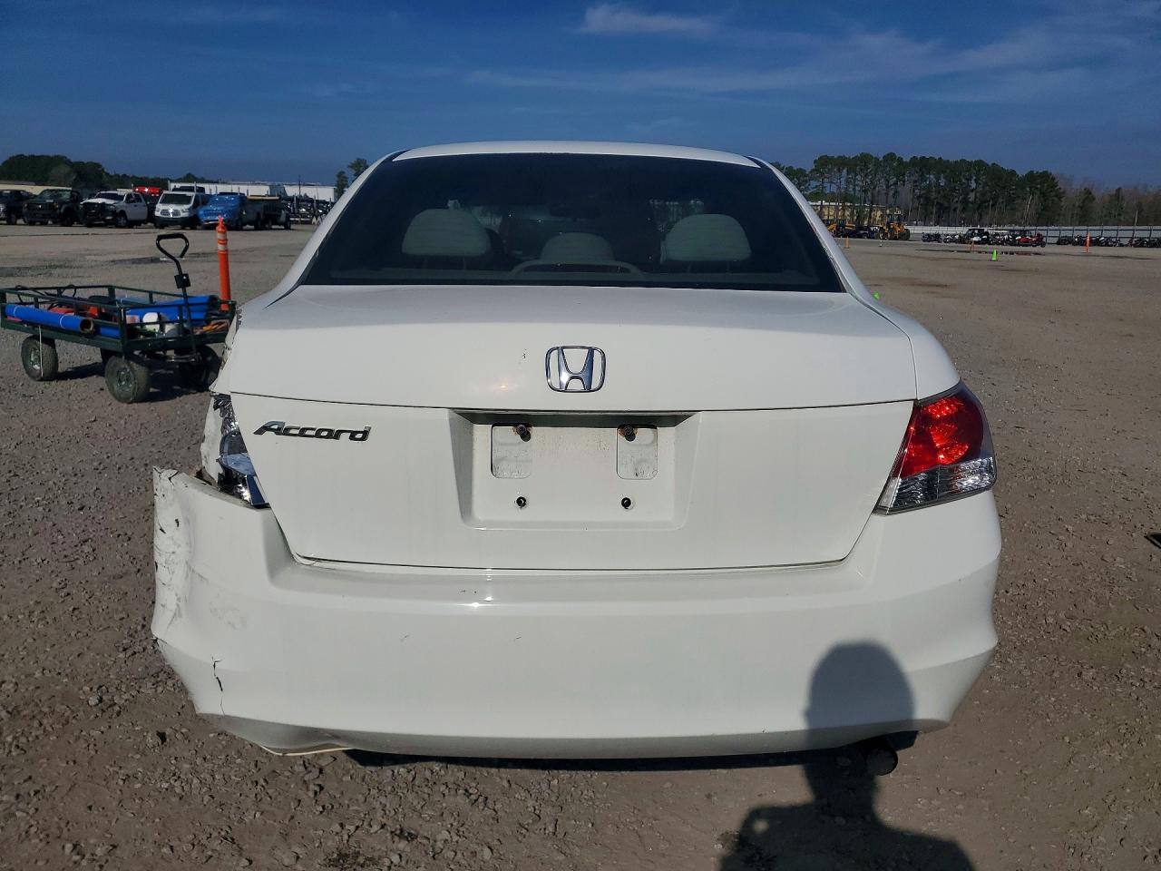 2010 HONDA ACCORD photo 6