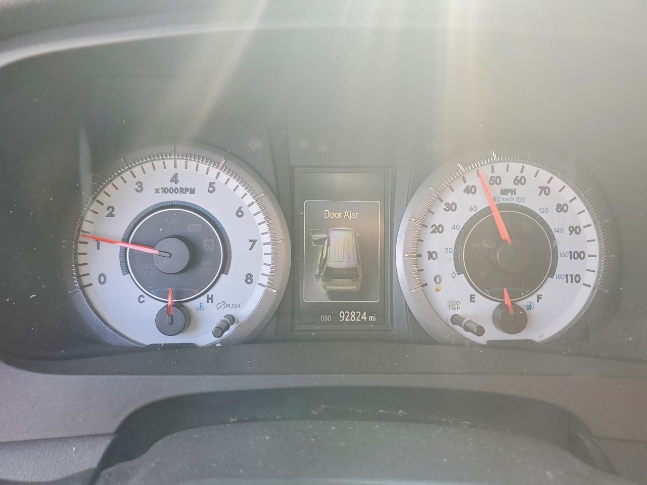 2016 TOYOTA SIENNA SE PREMIUM 8-PASSENGER photo 17