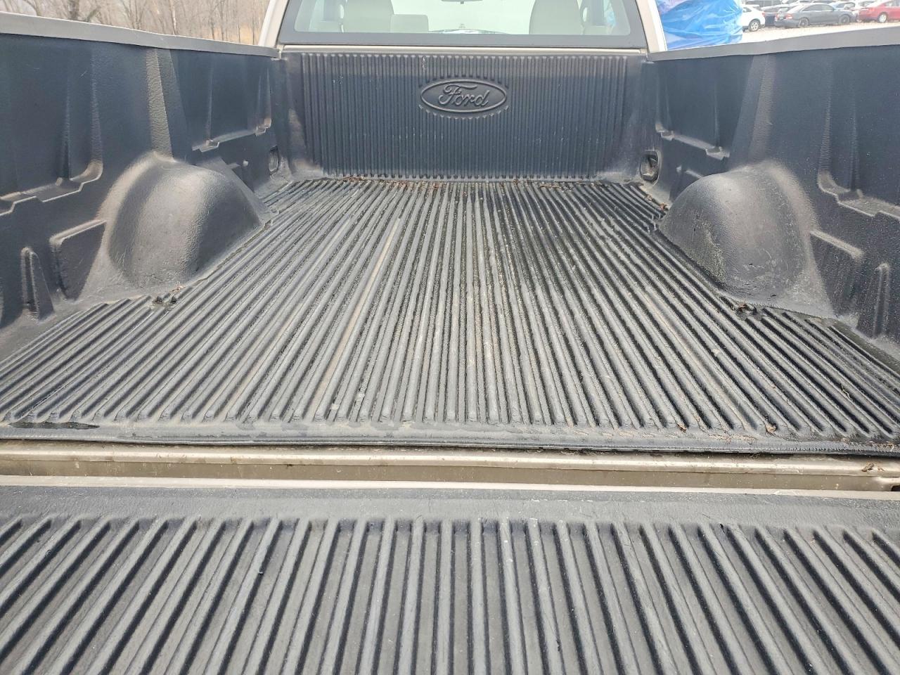 2005 FORD F150 XL photo 28