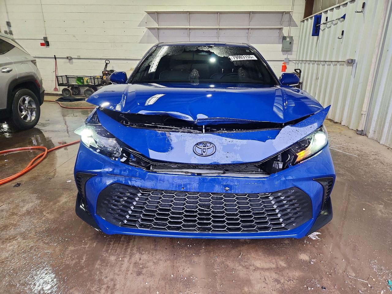 2025 TOYOTA CAMRY SE photo 5