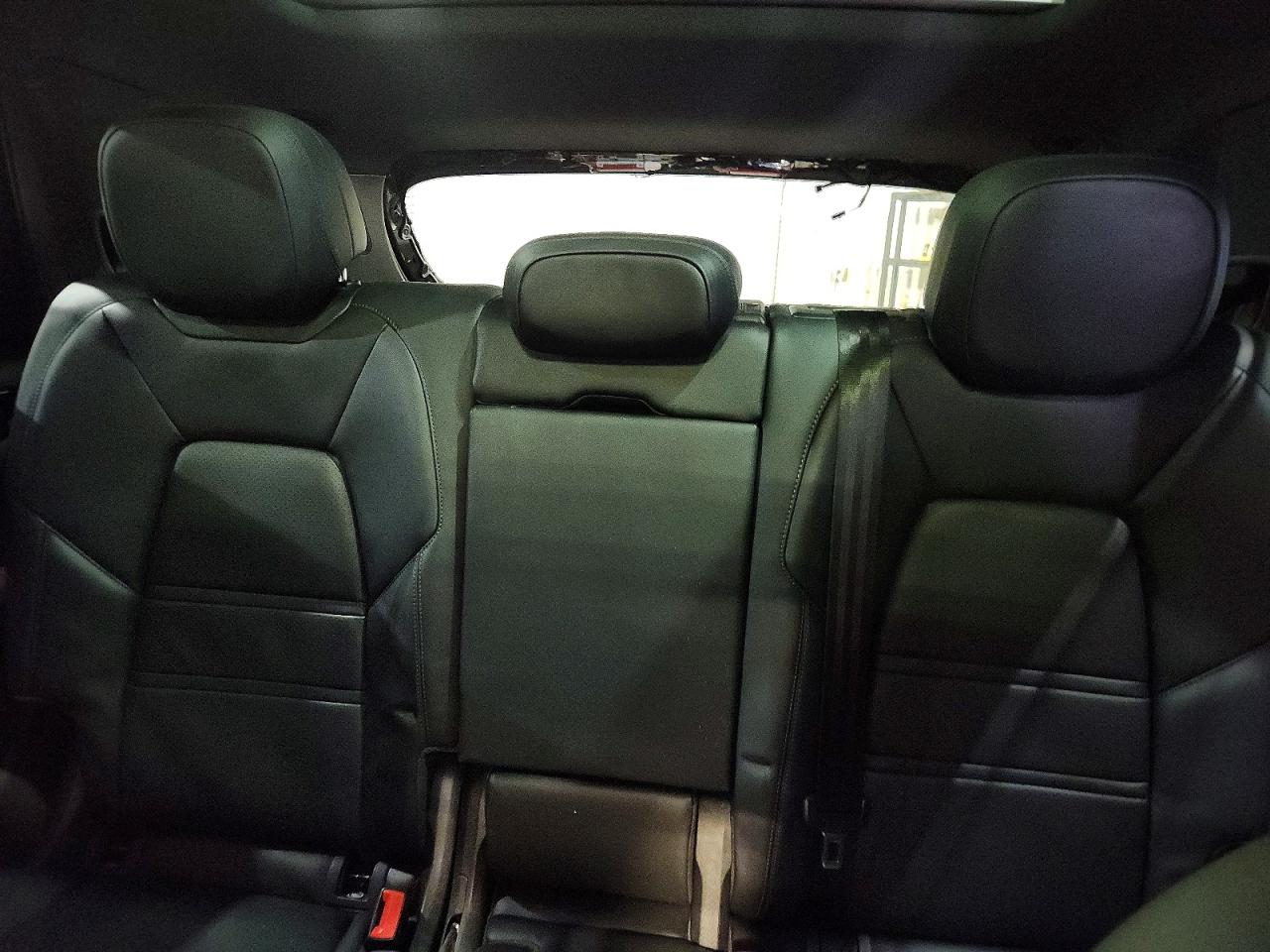 2022 PORSCHE CAYENNE S photo 28