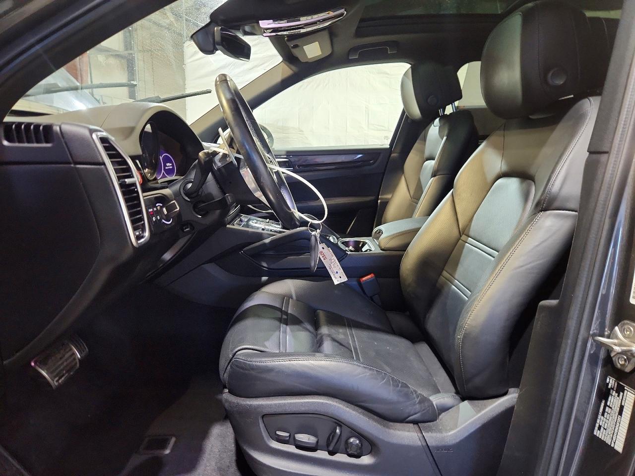 2022 PORSCHE CAYENNE S photo 19